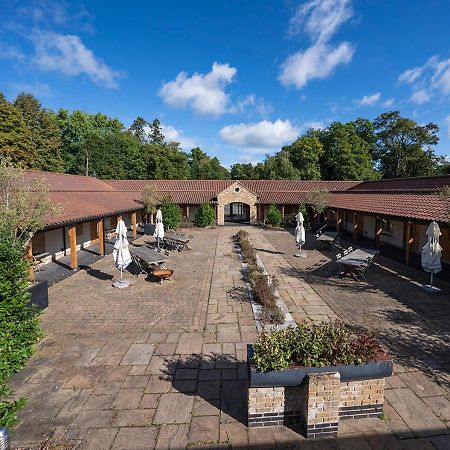 The Ridings At Theobalds Park Hotel Goff's Oak Buitenkant foto