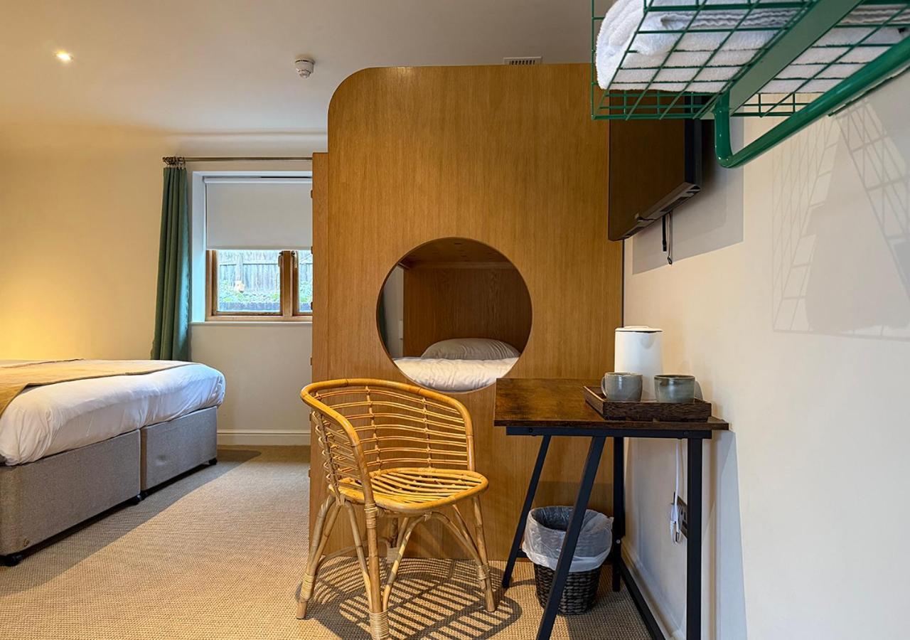 The Ridings At Theobalds Park Hotel Goff's Oak Buitenkant foto